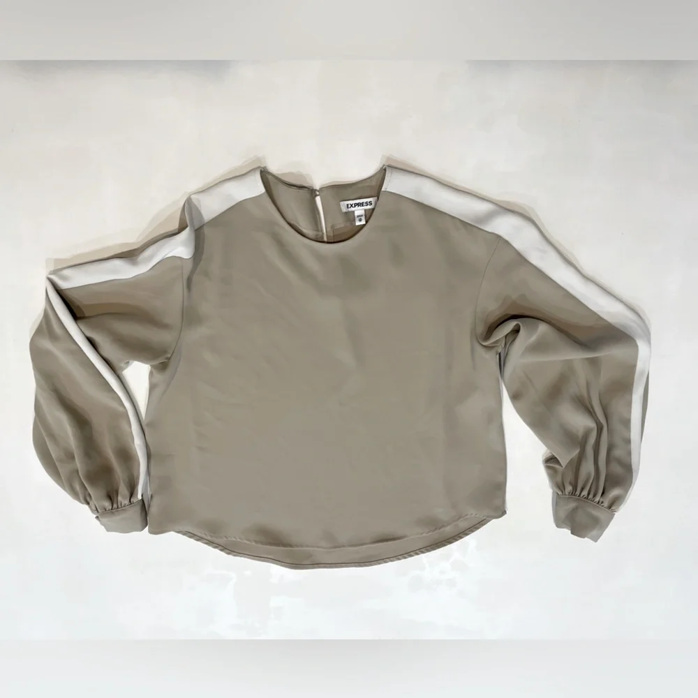 XS Tan Express Silky Blouse - Picture 1 of 4